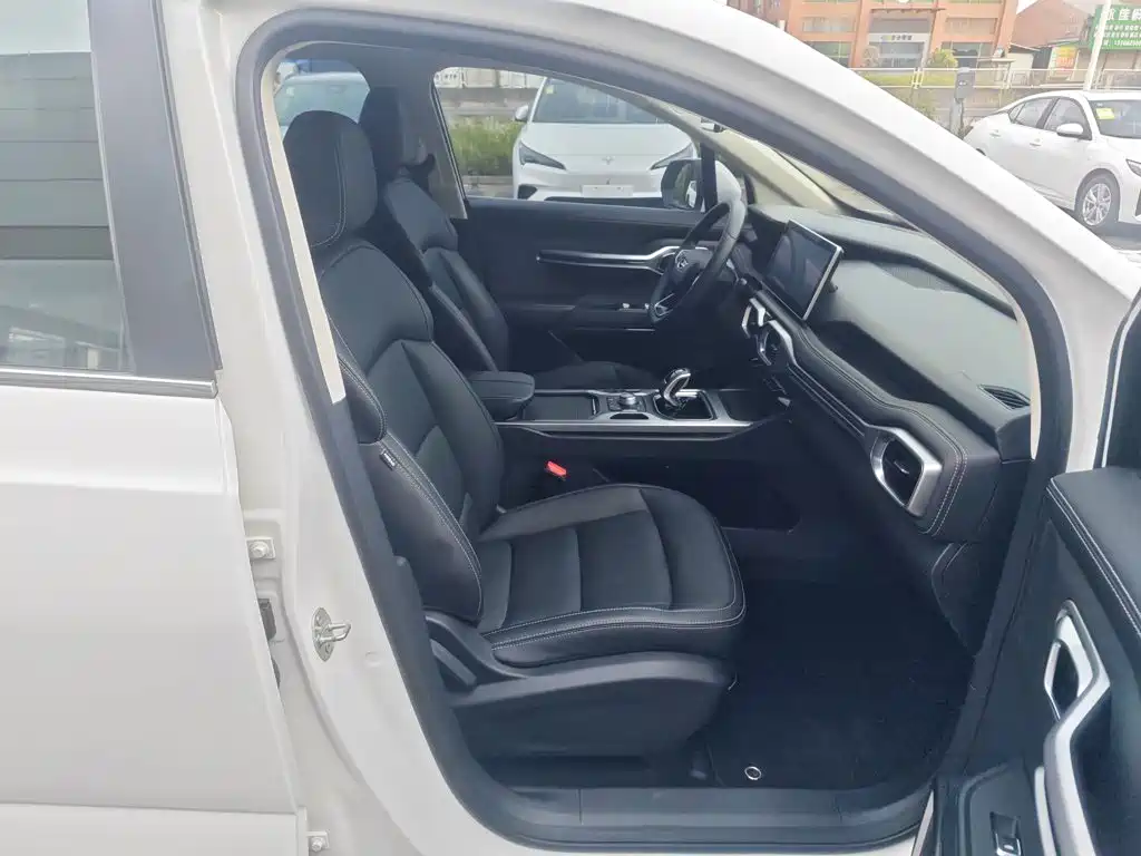 Geely Okavango 2021 2020 1.8TD DCT Luxury 7-Seater