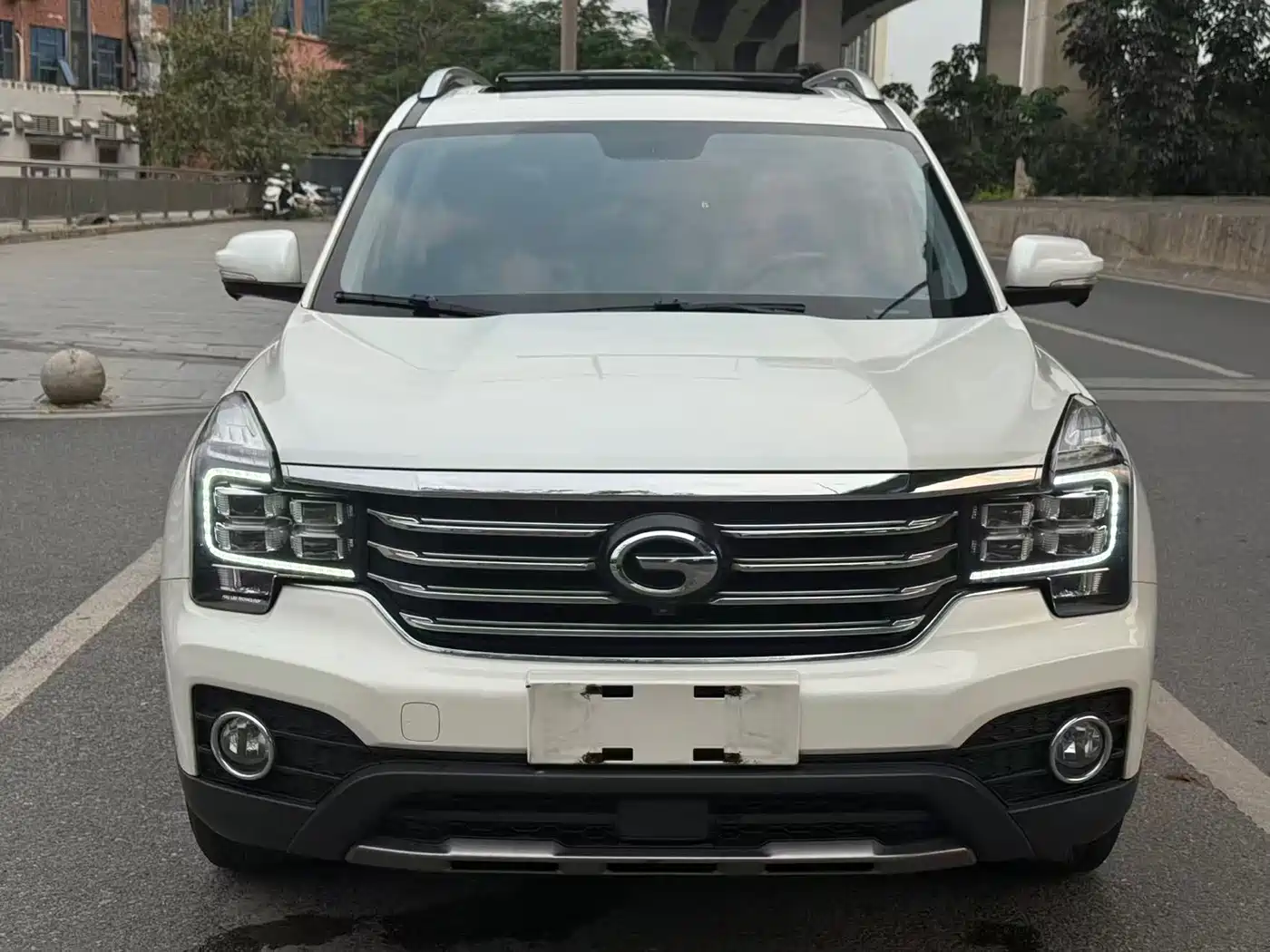 GAC Trumpchi Trumpchi GS7 2017 320T 2WD Luxury Smart Connect фото 2