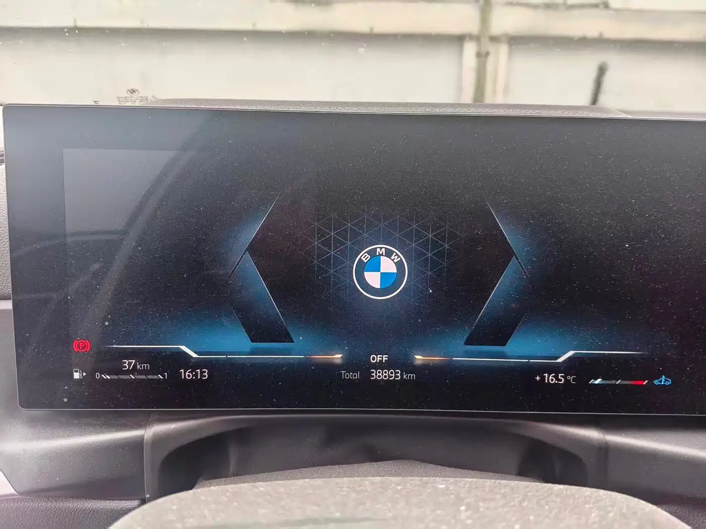 BMW 3 Series 2023 320Li M Sport Package фото 9