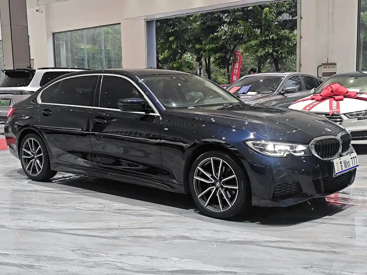 BMW 3 Series 2022 325Li M Sport Package фото 3