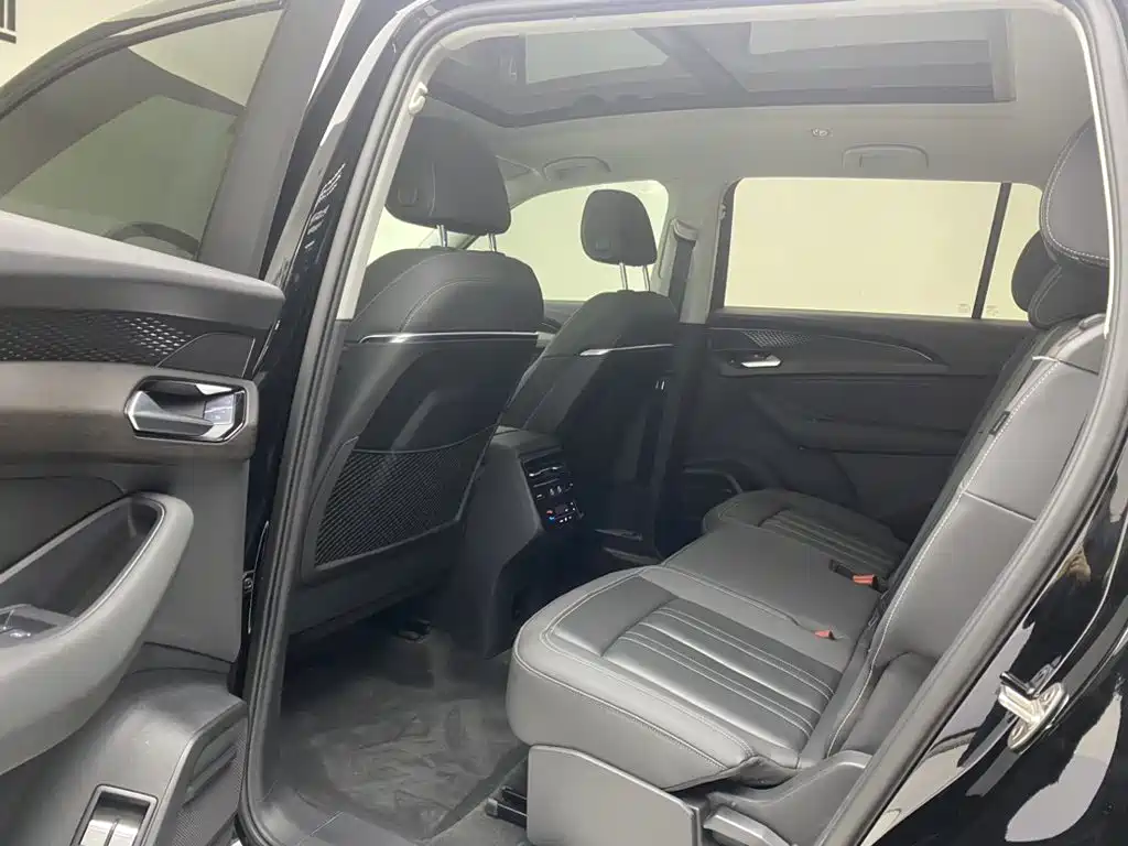 Audi Q6 2024 2024 40 TFSI quattro Cloud View Yulin Package 7-seater