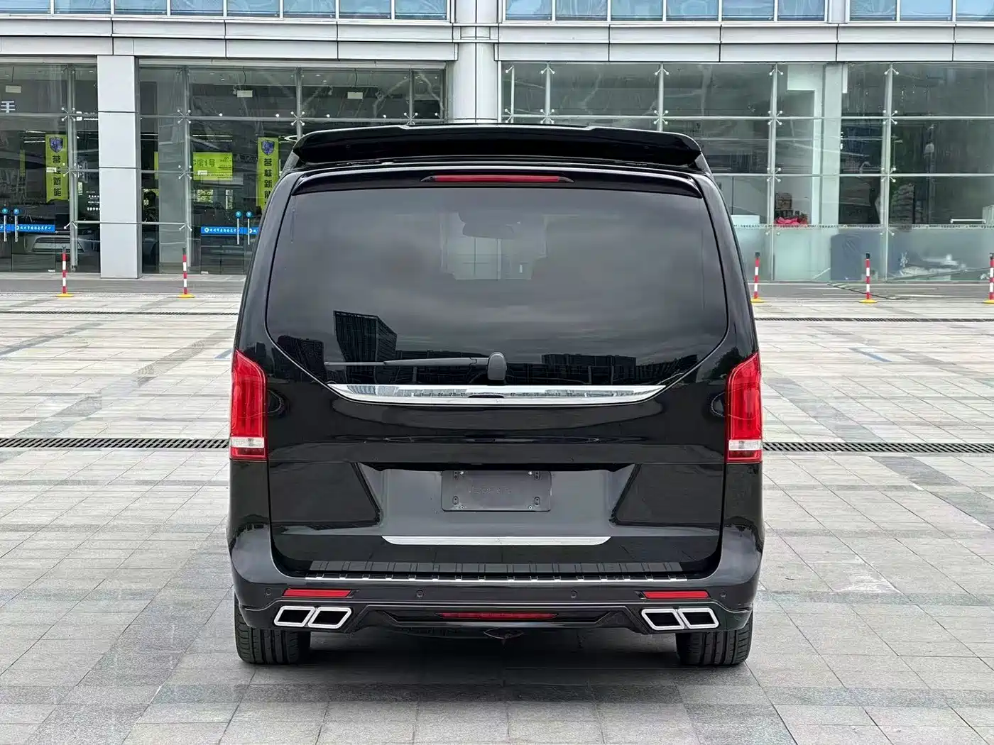 Mercedes-Benz V-Class 2022 V 260 L Long Wheelbase Prestige Edition фото 6