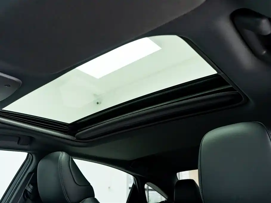 Toyota Avalon 2022 2.0L Luxury Edition фото 22
