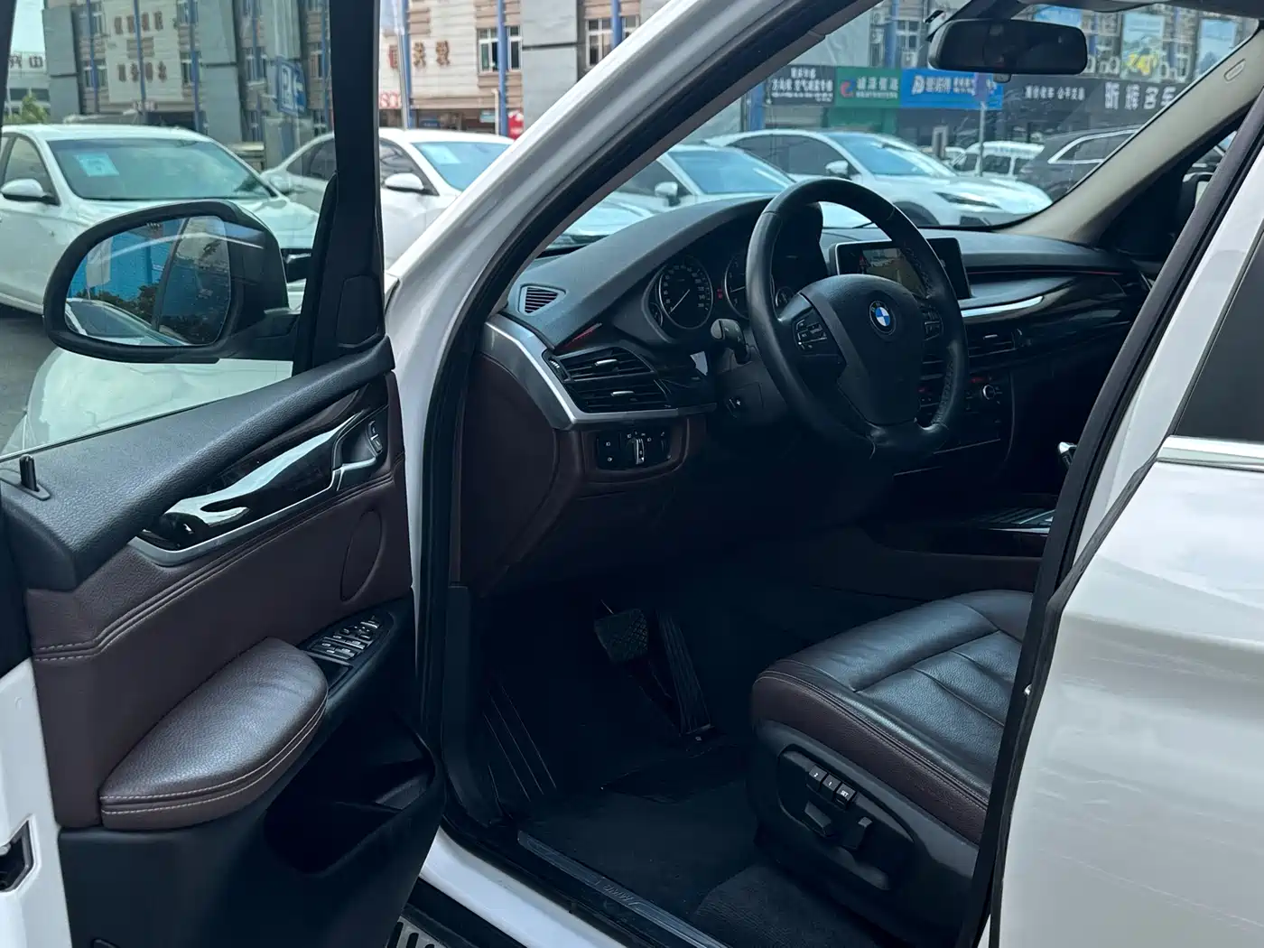 BMW X5 (Import) 2015 xDrive28i фото 9