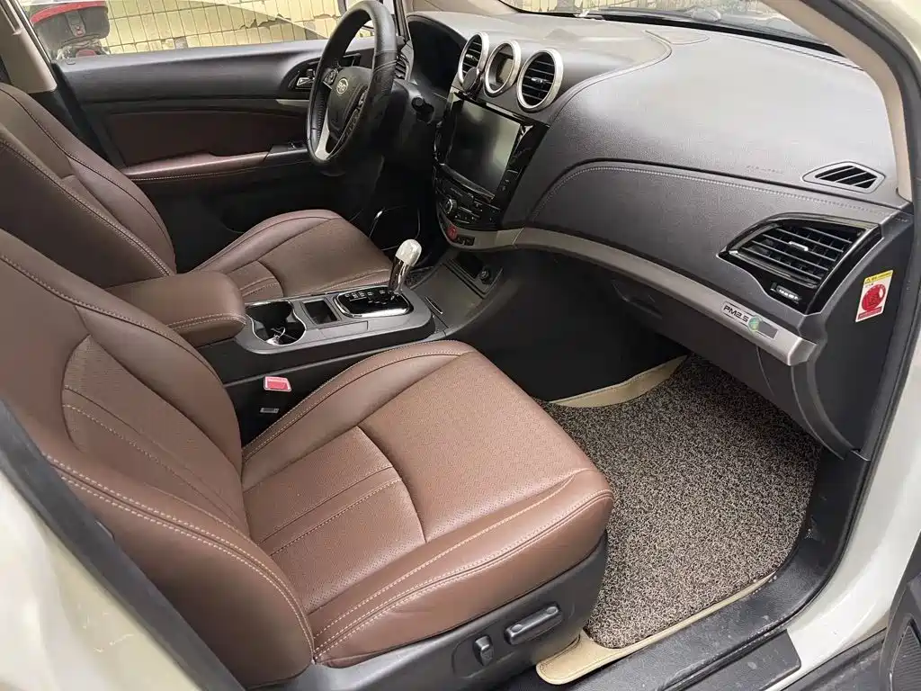 BYD S7 2015 2015 2.0T Upgrade Automatic Flagship