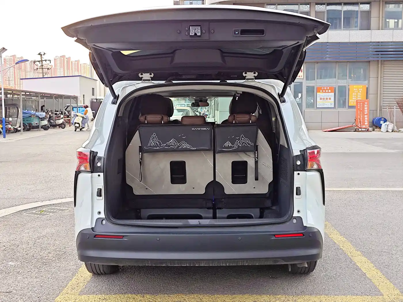 Toyota Sienna 2024 2.5L Hybrid Comfort Edition фото 13