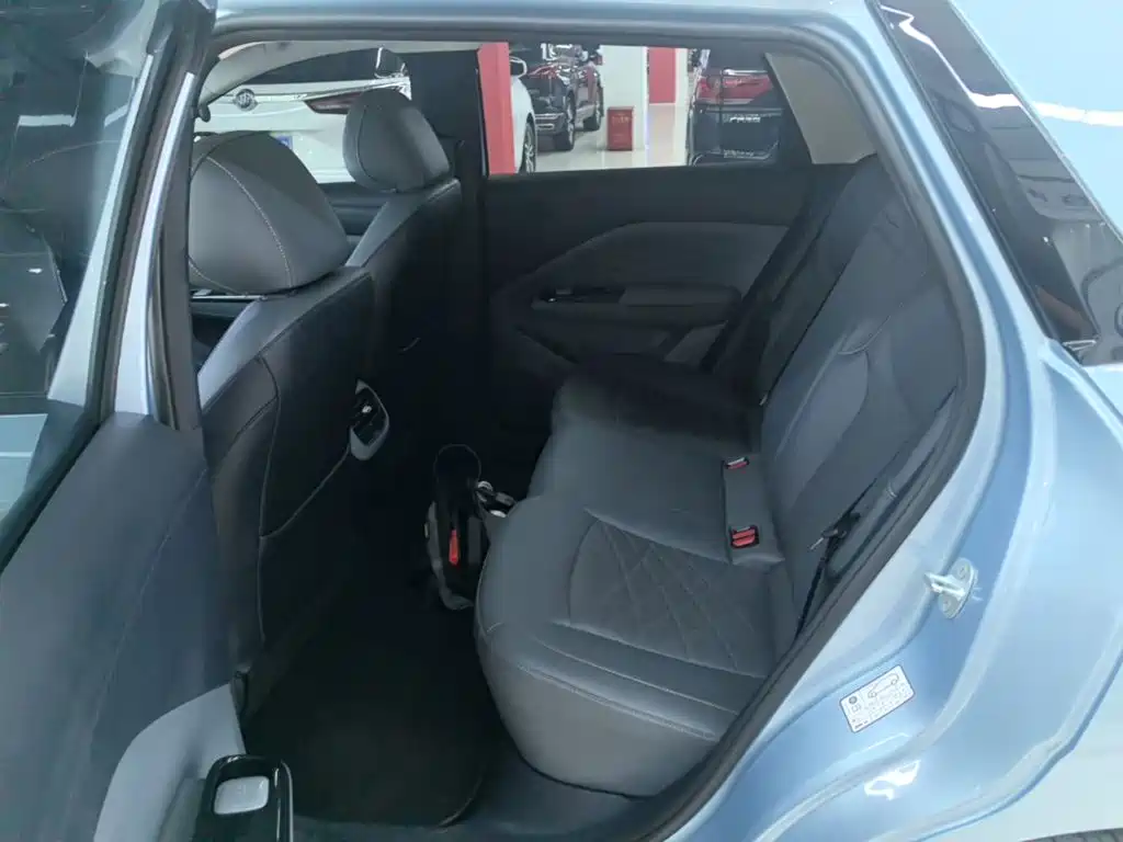 ARCFOX T1 2025 2025 Base Model