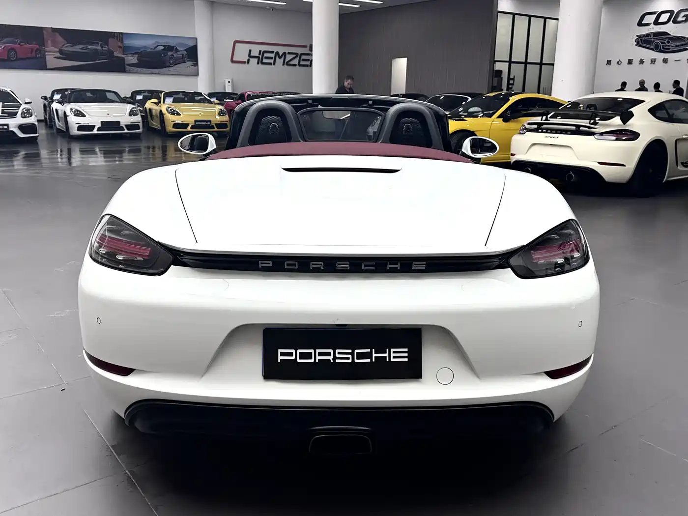 Porsche 718 2018 Boxster 2.0T фото 9