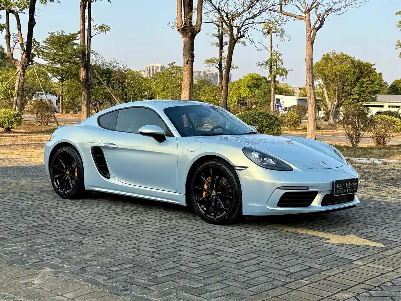 Porsche 718 2016 Cayman 2.0T фото 3