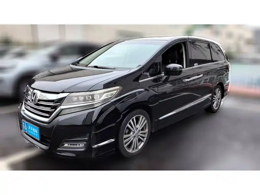 Photo 1 - Honda Elysion
