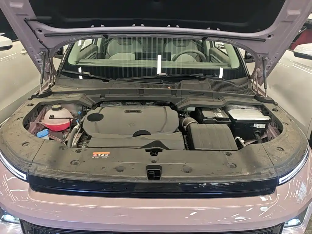 Geely ICON 2025 2026 Chocolate 1.5TD Pure Edition