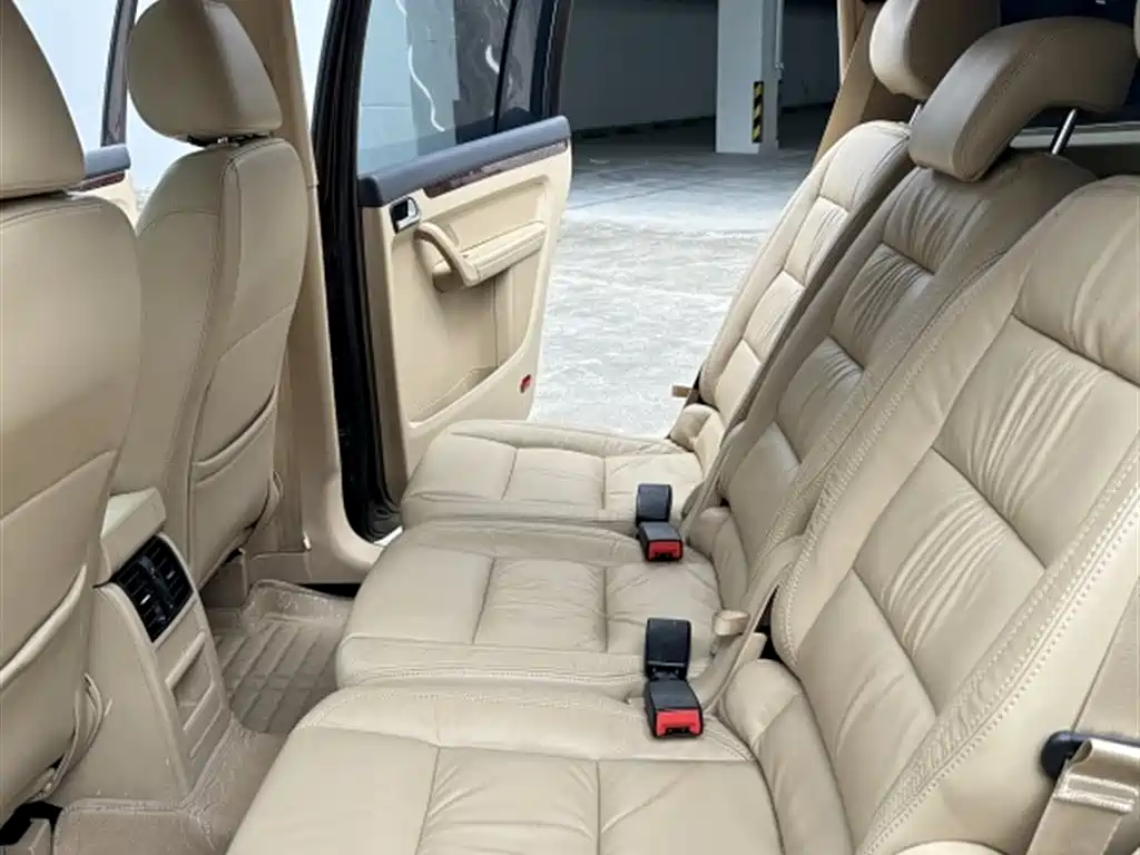 Volkswagen Touran 2013 1.4T DSG Comfort 5-seater фото 11