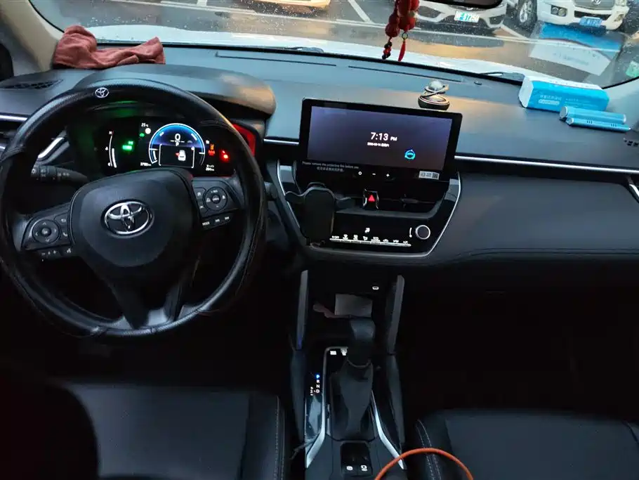 Toyota Corolla Cross 2023 Hybrid 2.0L Elite Edition фото 12