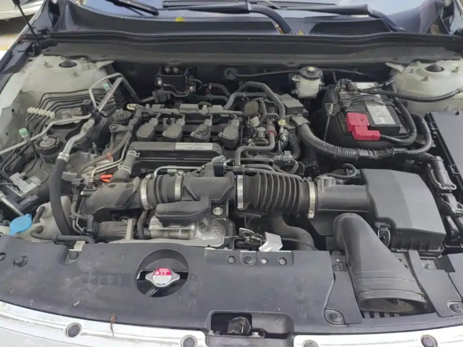 صورة 10 - Honda Accord
