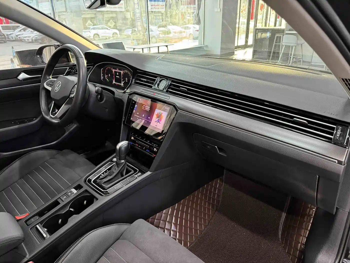 Volkswagen Magotan 2020 330TSI DSG Luxury фото 7