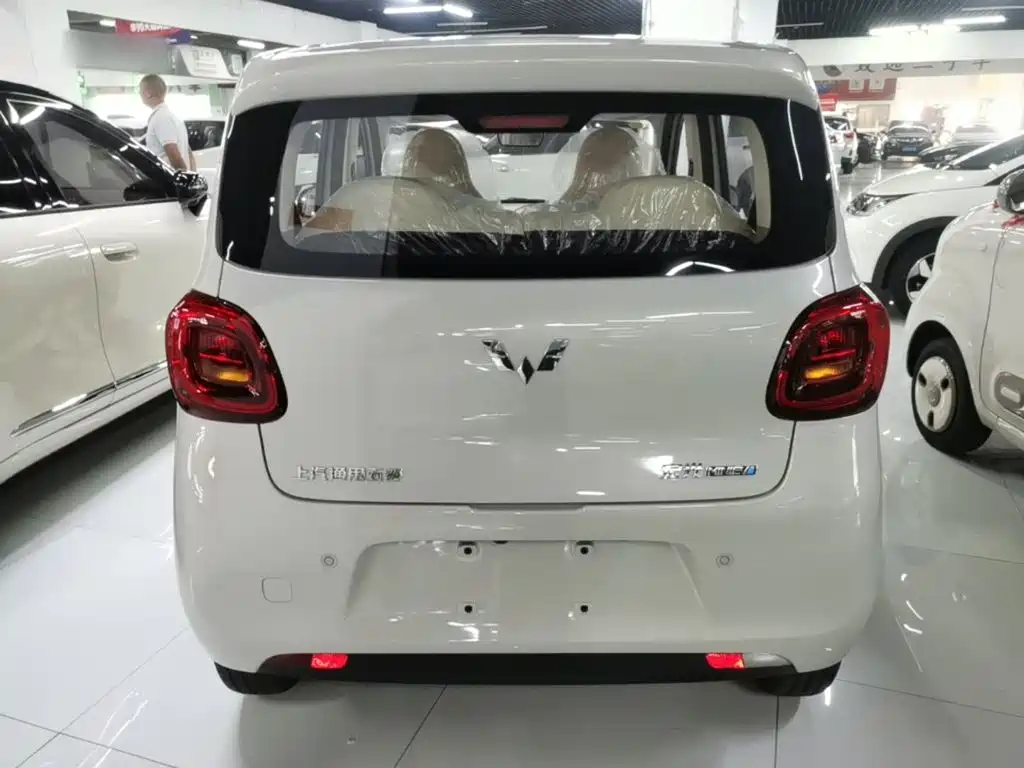 Wuling Motors Hongguang MINIEV 2026 2025 4-Door Advanced