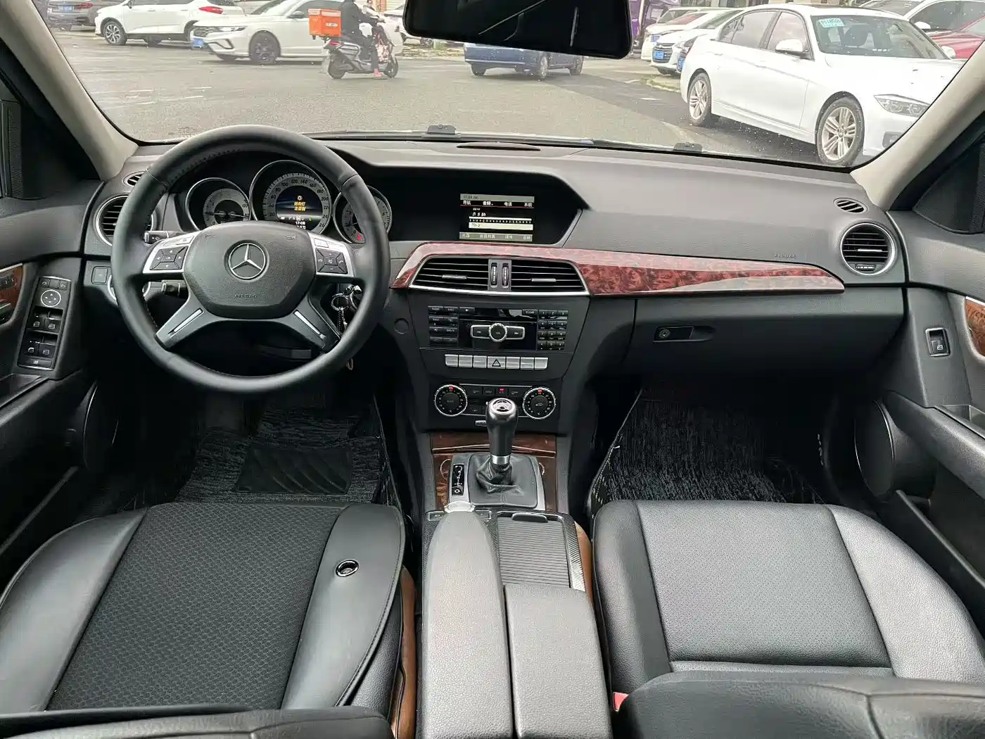 Mercedes-Benz C-Class 2013 C 260 CGI Fashion Edition фото 6