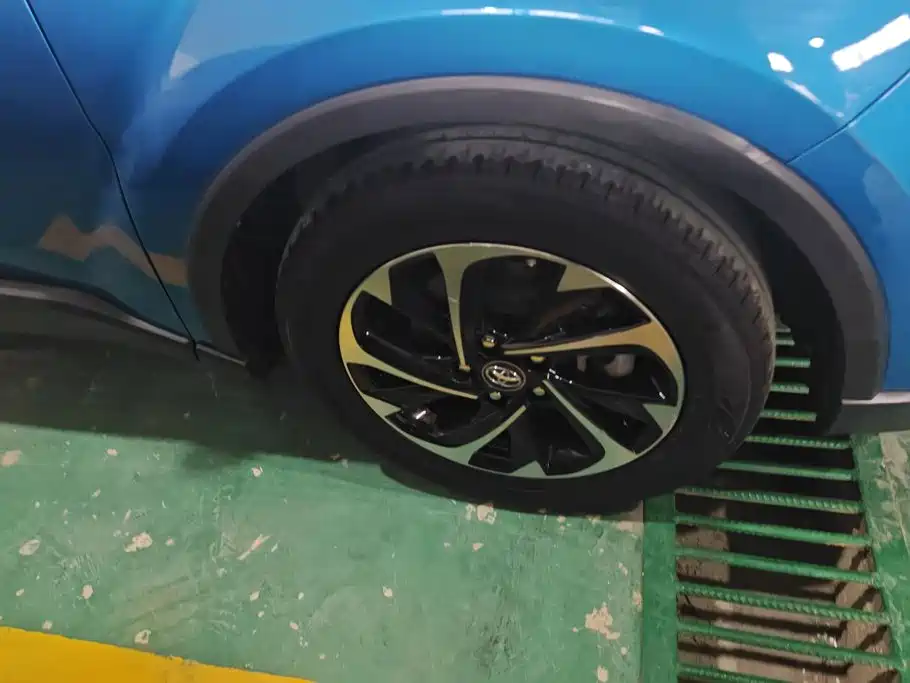 Toyota IZOA 2018 2018 2.0L Yichi Edition China V