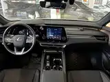 Фото 9 - Lexus RX