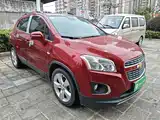 Фото 4 - Chevrolet Trax
