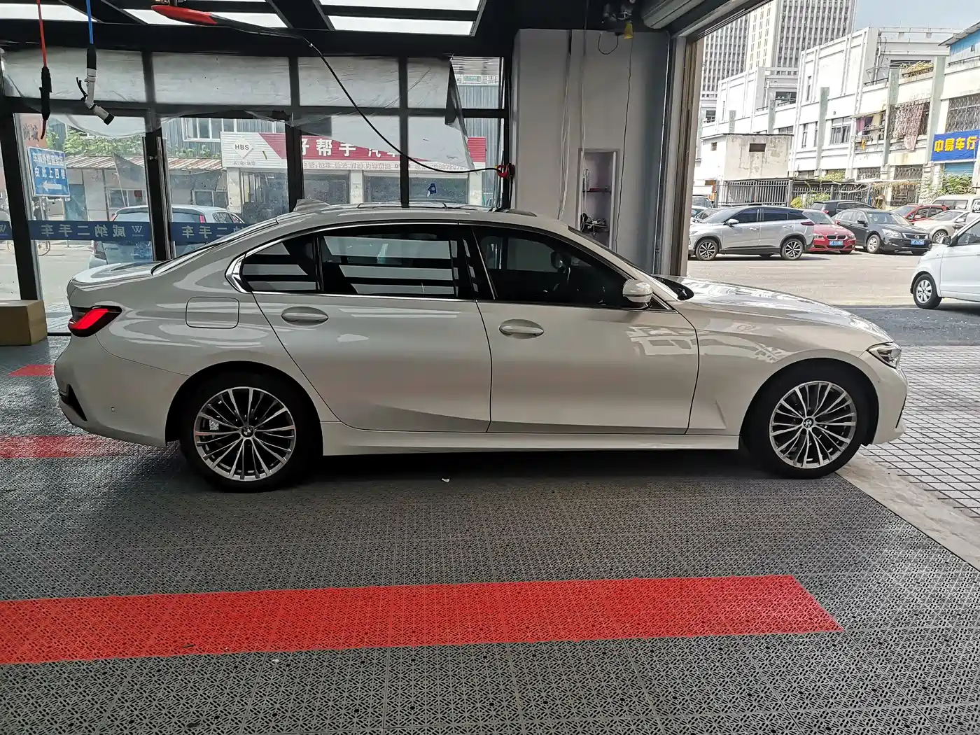 BMW 3 Series 2020 325Li Launch Edition фото 8