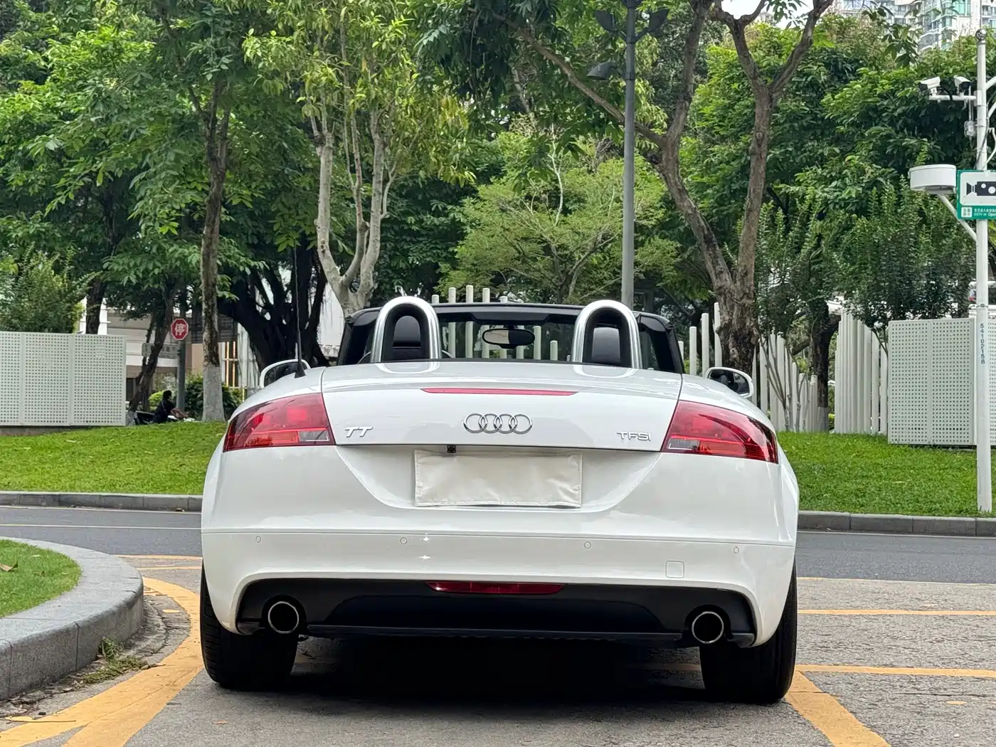 Audi TT 2011 TT Roadster 2.0TFSI фото 13
