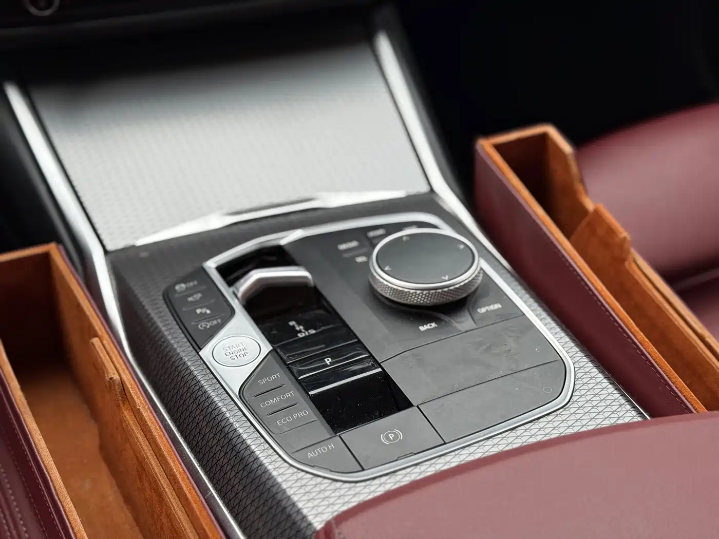 BMW 3 Series 2023 325Li M Sport Black Night Package фото 8
