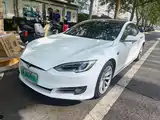 Фото 1 - Tesla Model S