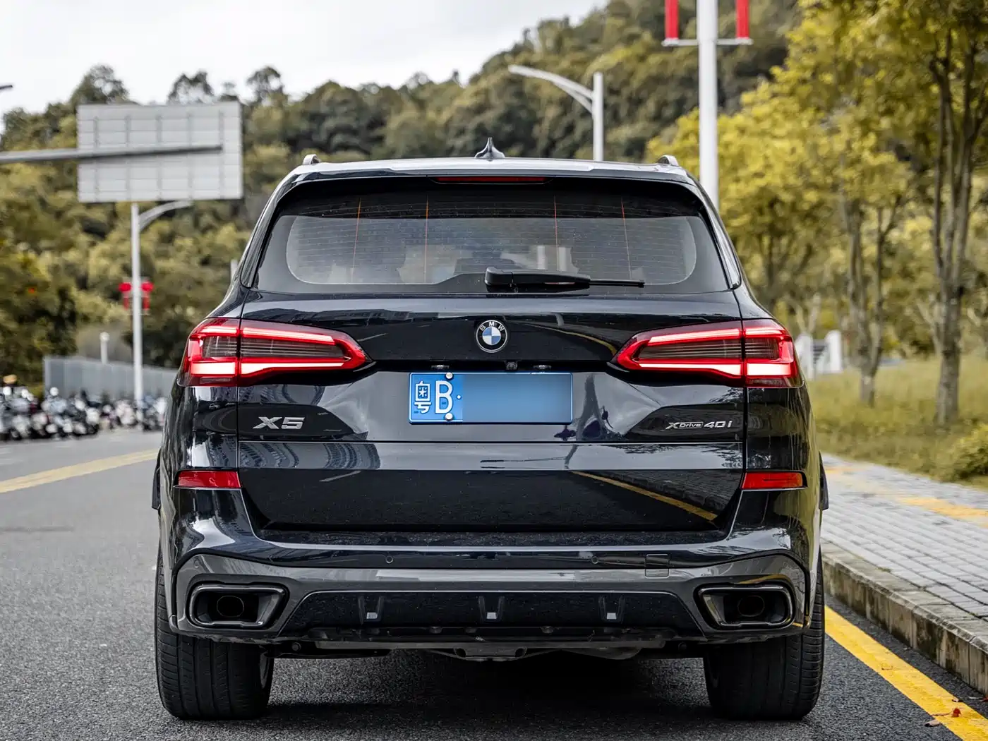 BMW X5 (Import) 2019 xDrive40i M Sport Package фото 14