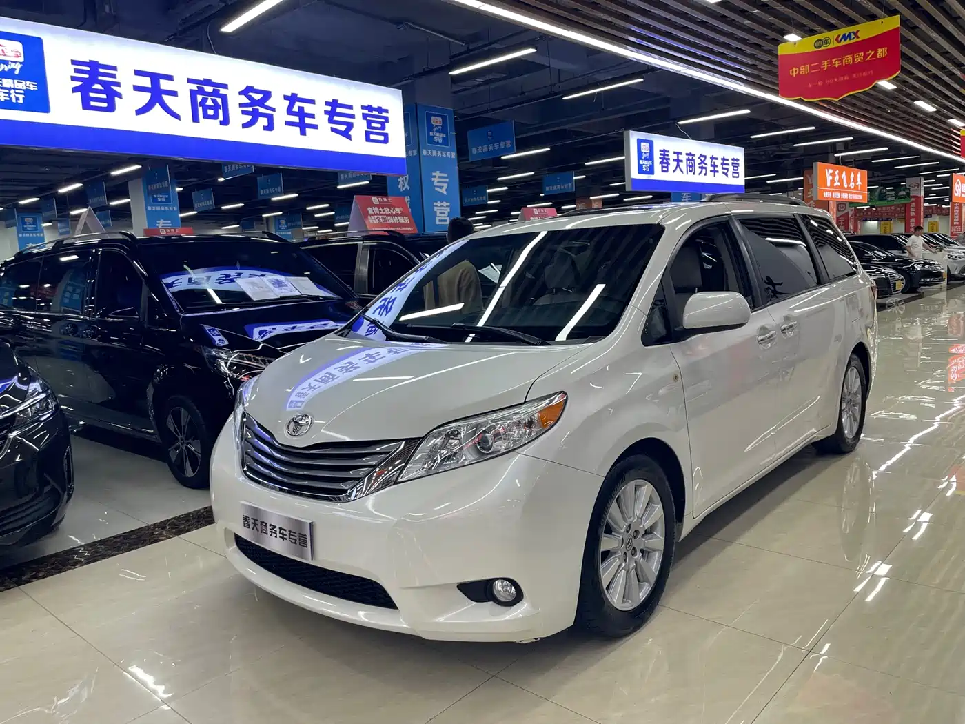 Toyota Sienna 2017 2015 3.5L 2WD LE