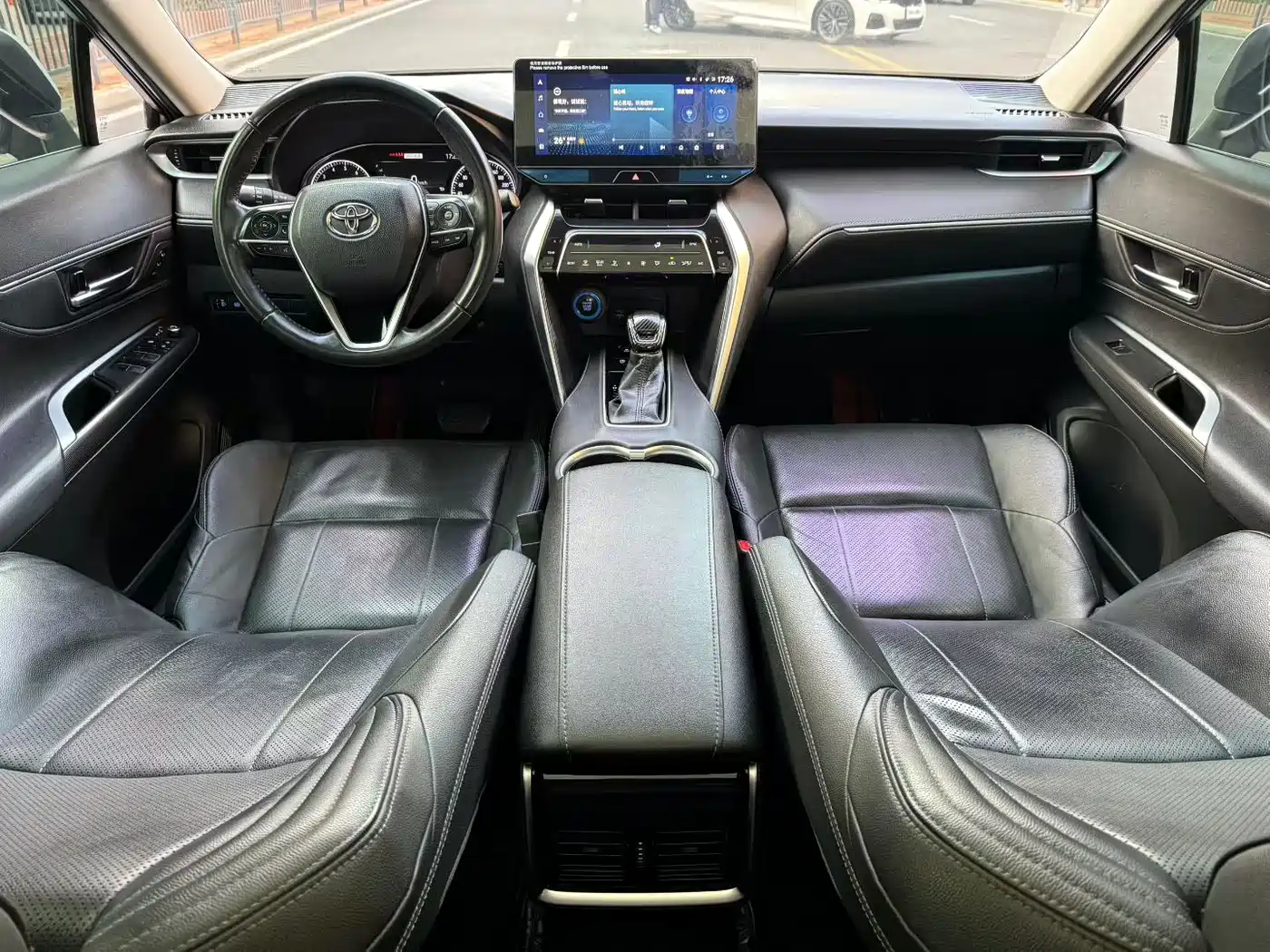 Toyota Lingfang HARRIER 2022 2.0L CVT 2WD Premium Edition фото 5