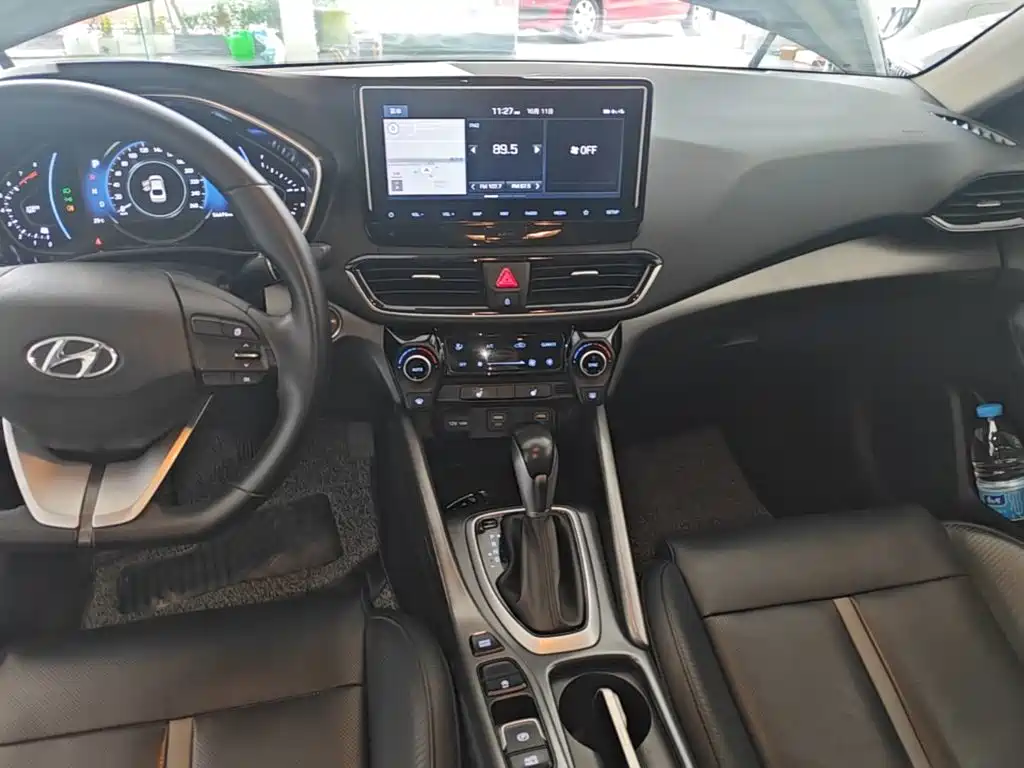 Photo 13 - Hyundai Lafesta