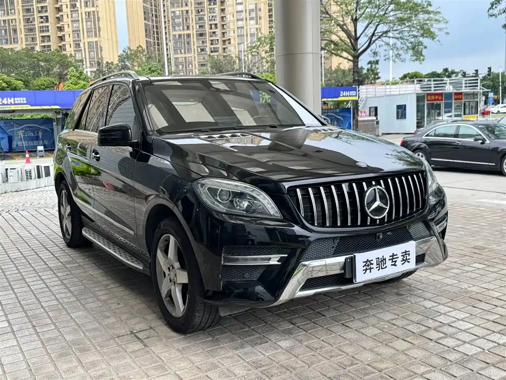 Mercedes-Benz M-Class 2015 ML 400 4MATIC Luxury фото 3