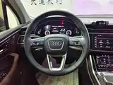 Фото 14 - Audi Q7