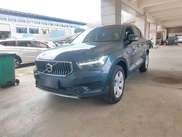 Volvo XC40 2022