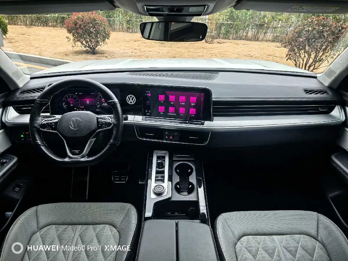 Volkswagen Talagon 2024 380TSI 4WD R-Line Touring фото 11