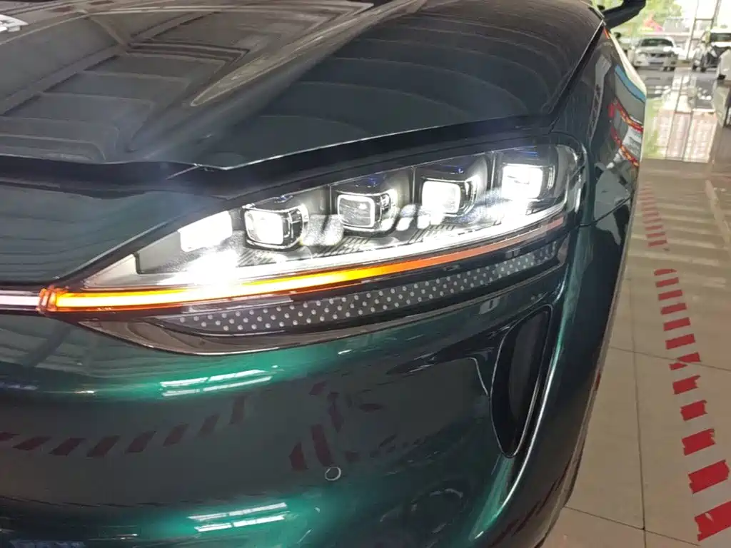 Zhijie Luxeed R7 2026 2026 Range Extender Max+