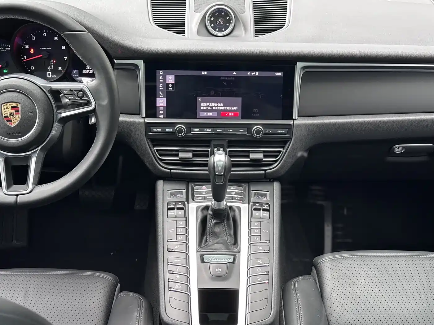 Porsche Macan 2021 Macan 2.0T фото 14
