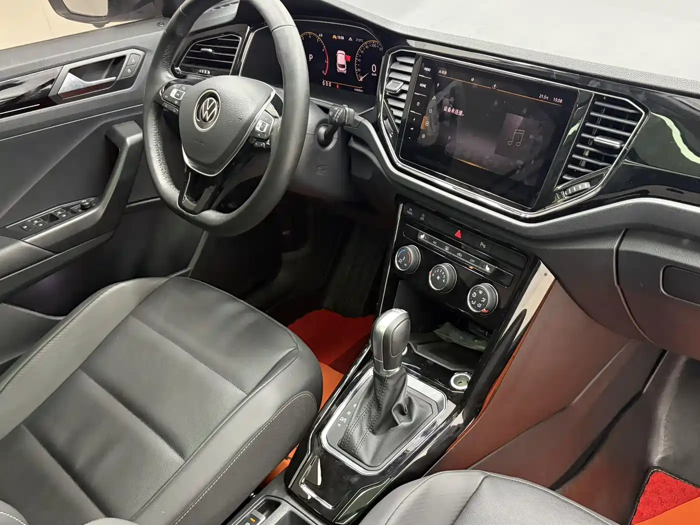 Volkswagen T-ROC 2022 280TSI DSG 2WD Comfort PLUS фото 23