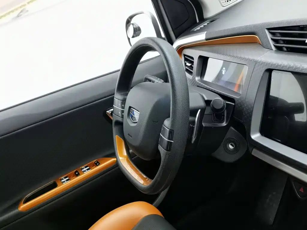 Geely Yuanjing X1 2019 2017 1.3L Auto Player Edition
