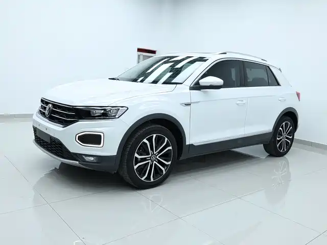Volkswagen T-Roc 280TSI DSG, моноприводный, Comfort, PLUS