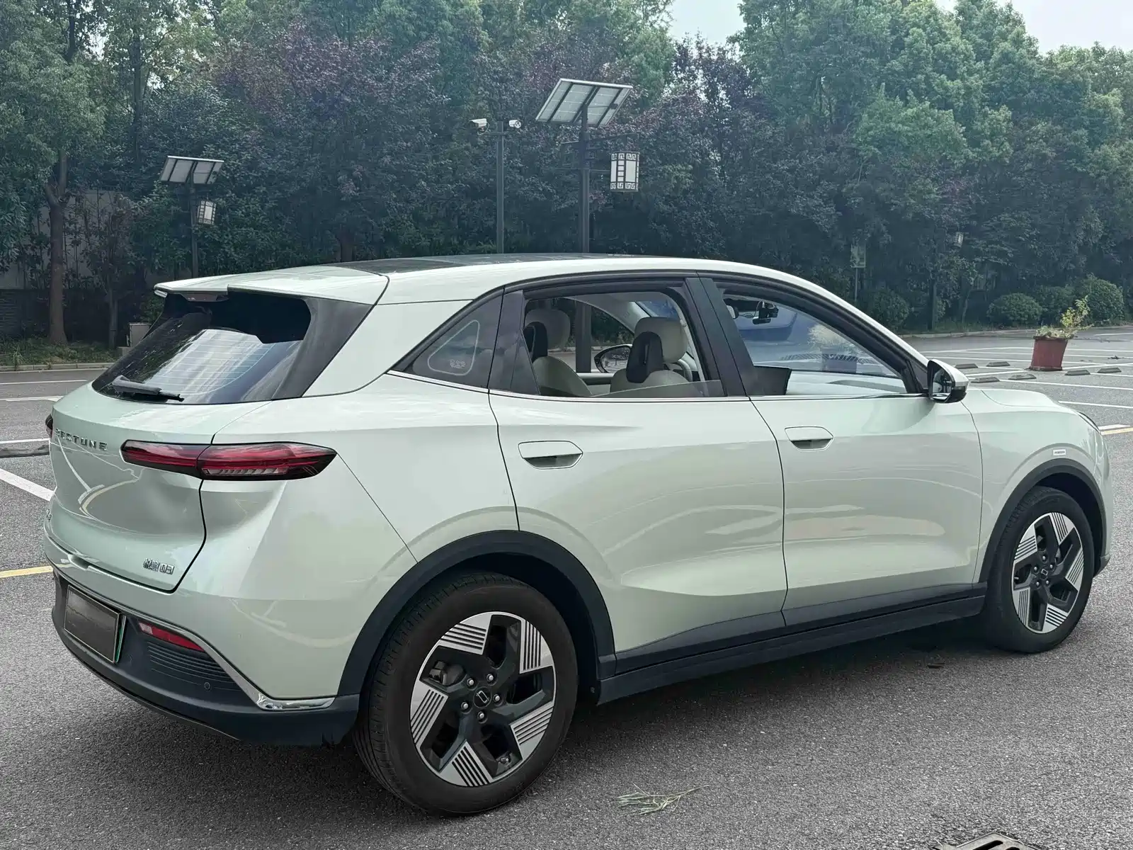 Photo 6 - Besturn Yueyi 03