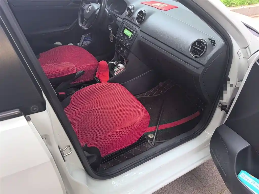 Volkswagen Jetta 2019 Dream Edition 1.5L Manual Fashion фото 22