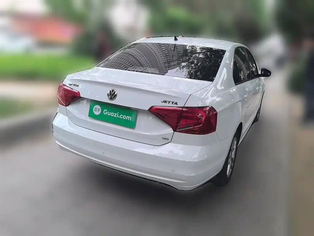 Volkswagen Jetta 2019 Dream Edition 1.5L Manual Fashion фото 5