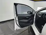 Фото 7 - Toyota Corolla