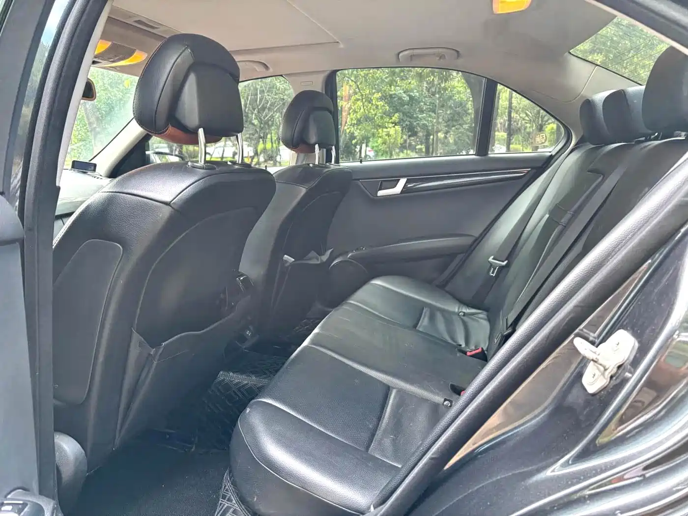 Mercedes-Benz C-Class 2013 C 180 Classic Grand Edition фото 5
