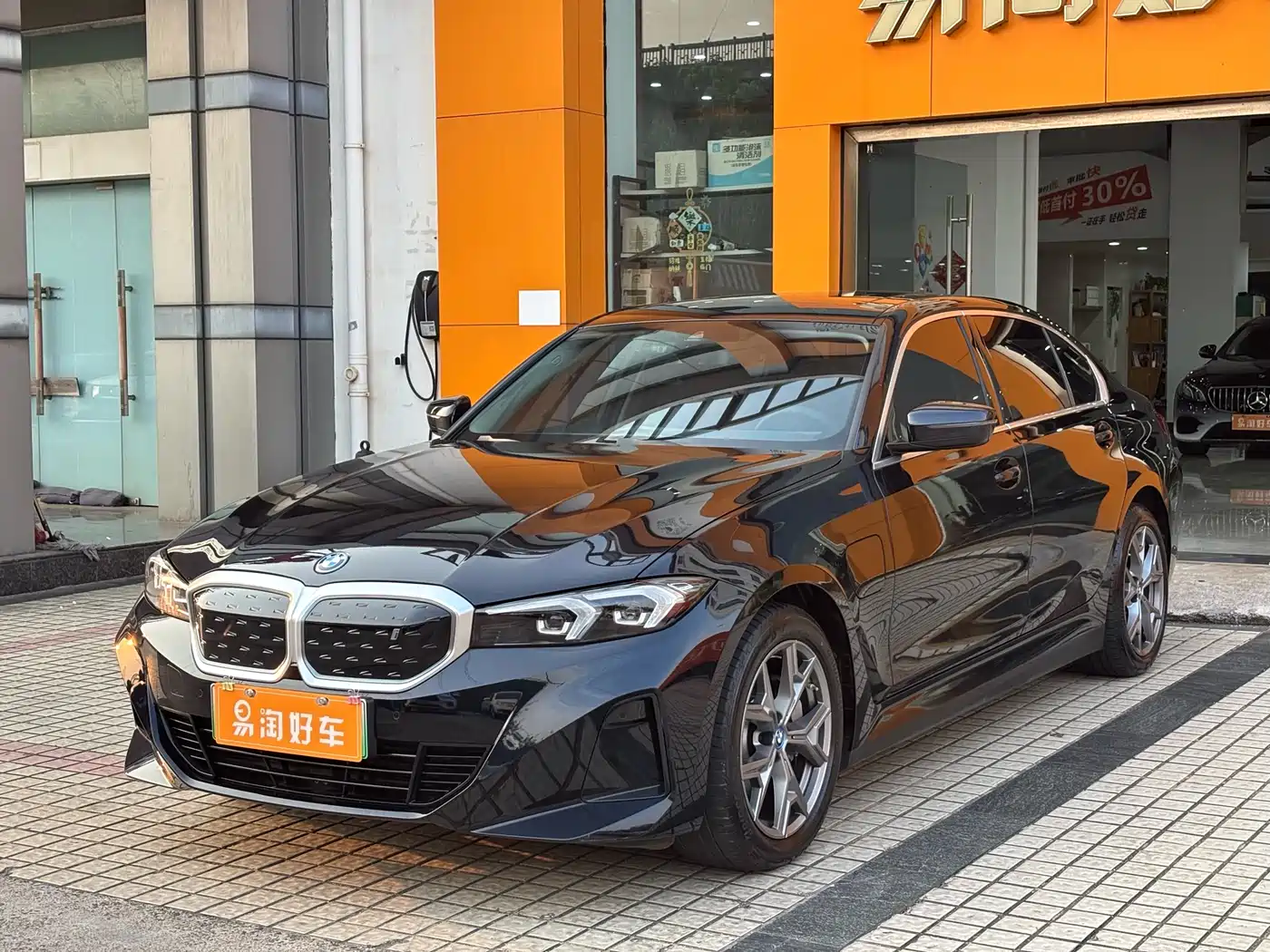 BMW I3