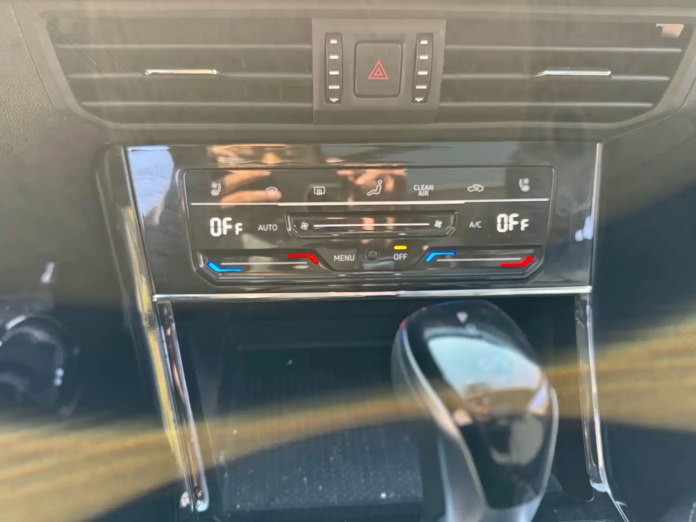 Volkswagen Passat 2025 Outstanding 380TSI Starlight Dragon Soaring Edition фото 23