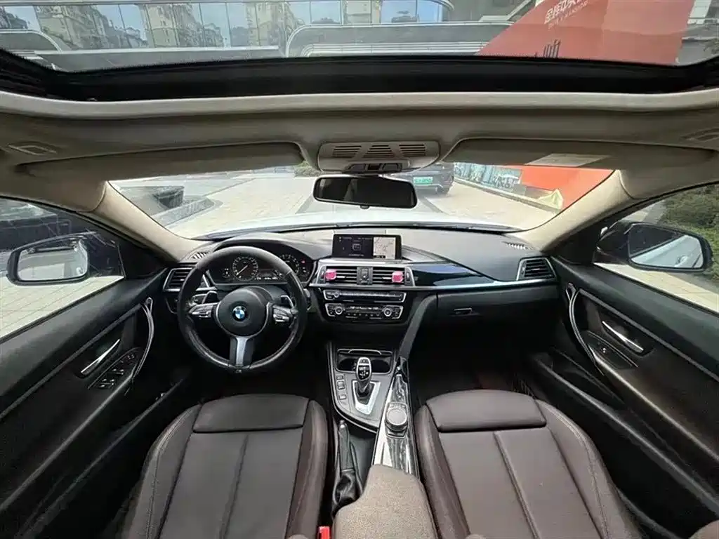 BMW 3 Series 2019 320Li Fashion Type фото 4