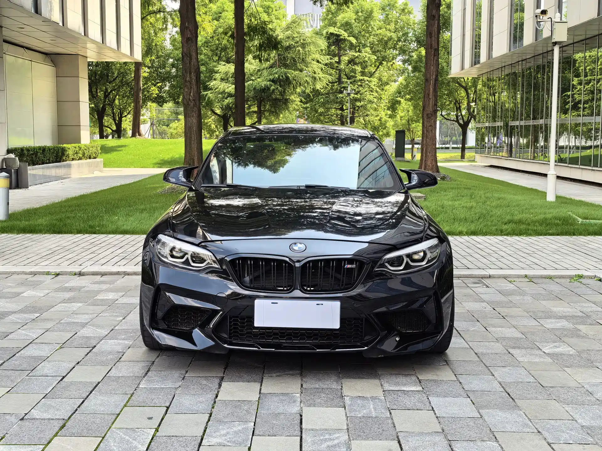 Фото 2 - BMW M2